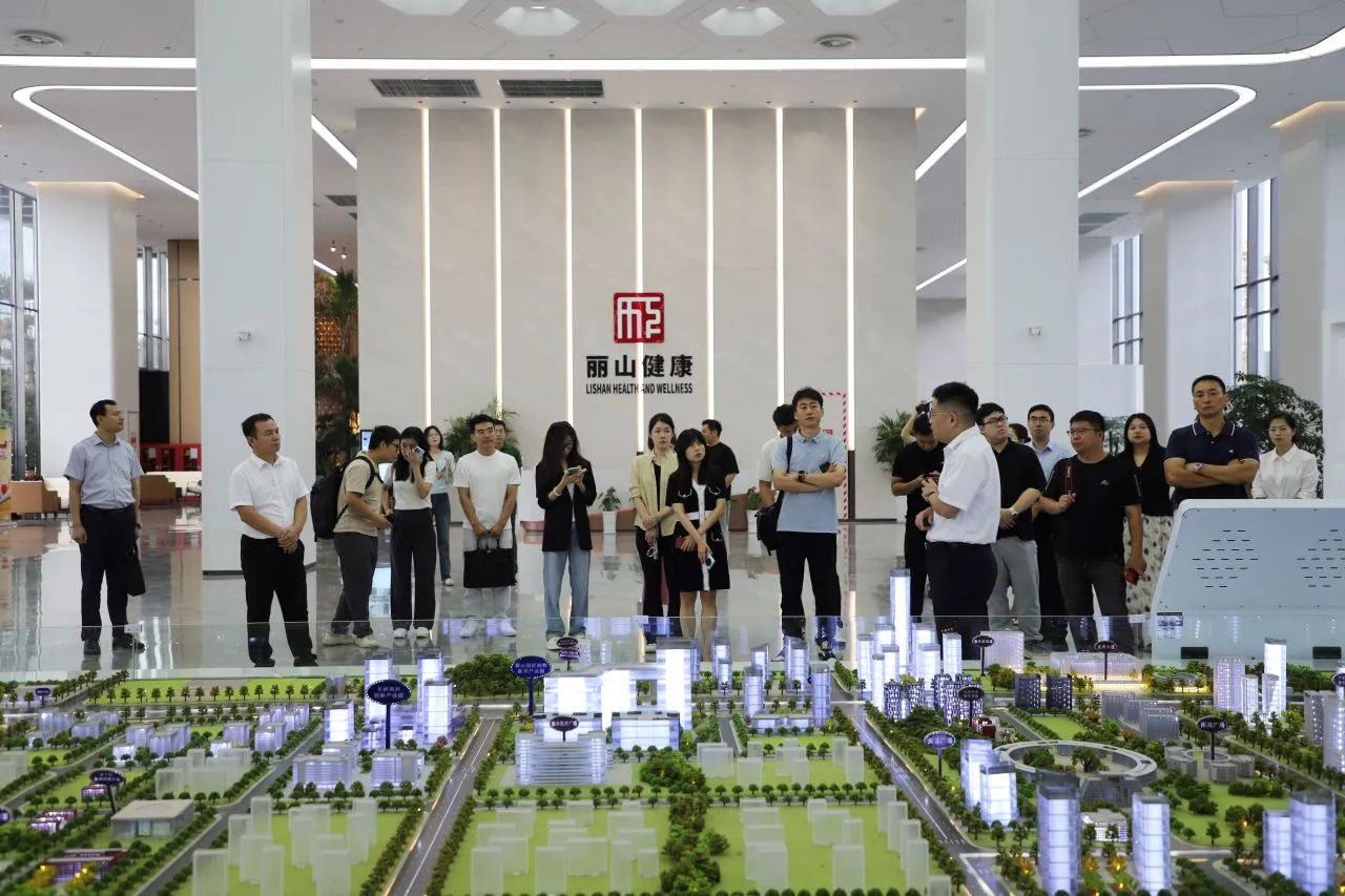 微信圖片_20250109104411.jpg 微信圖片_20250109104411.jpg