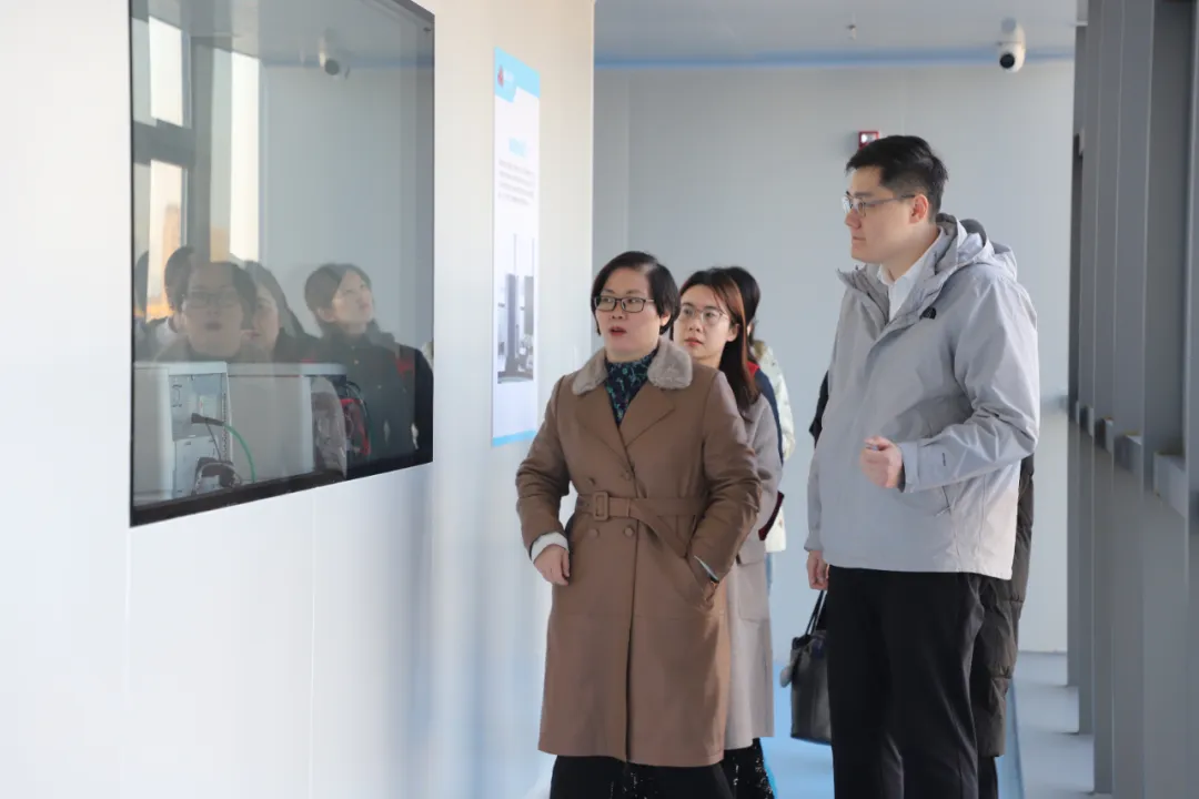 1740395810921.jpg 1740395810921.jpg